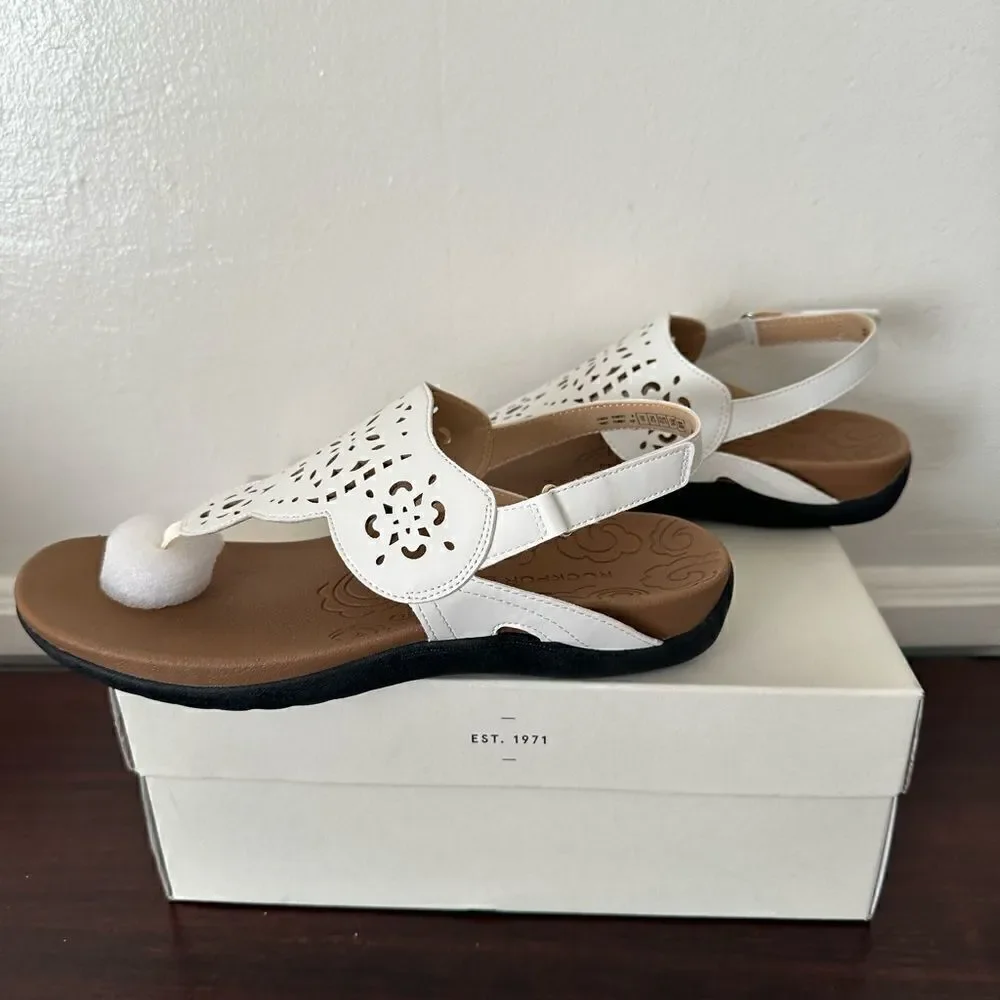 Rockport Women’s sling back leather flat white sandal Sz 11, NIB